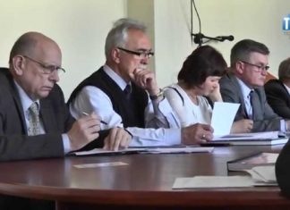 2015.04.10 – DYSKUTOWALI O POLITYCE KADROWEJ W SZKOŁACH