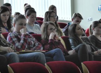 2015.11.17 – DEBATOWALI O BEZPIECZEŃSTWIE W RUCHU DROGOWYM