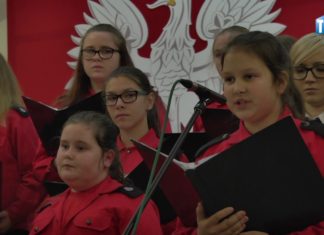 2016.11.13 – PATRIOTYCZNE MELODIE W ZAKRZOWIE