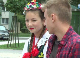 2017.09.02 – NOWA DĘBA PRZECZYTAŁA WESELE