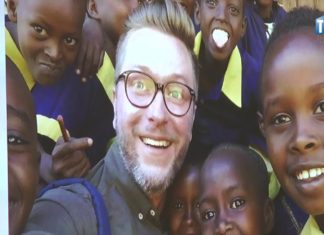 2017.11.24 – TOMASZ KIN GOŚCIEM BIBLIOTEKI