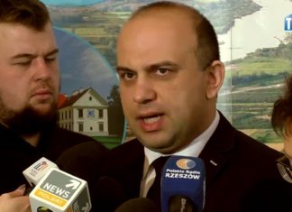 2018.02.22 – URZĘDNICY W OBRONIE PREZYDENTA