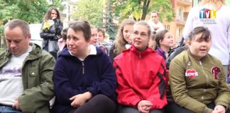 2018.10.09 – WCIĄŻ ZBIERAJĄ NA KLATKĘ