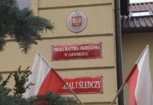 42-LETNIA MIESZKANKA TARNOBRZEGA W ARESZCIE. PODEJRZEWANA JEST O ZNĘCANIE SIĘ NAD DZIEĆMI