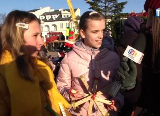 2019.12.05 – MIEJSKA CHOINKA UBRANA NA ŚWIĘTA