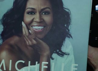 2020.01.24 – BIBLIOTEKA KSIĄŻKĘ POLECA – “BECOMING”