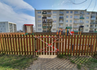 2020.03.20 – TARNOBRZESKA SPÓŁDZIELNIA MIESZKANIOWA W TROSCE O DZIECI ZAMKNĘŁA PLACE ZABAW