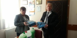 2020.04.07 – POMOC DLA SZPITALA WCIĄŻ PŁYNIE