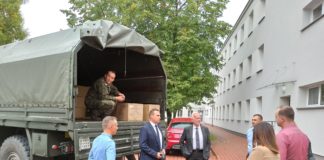 2020.09.09 – TARNOBRZEG. TYSIĄCE MASECZEK I TERMOMETRY DLA SZKÓŁ