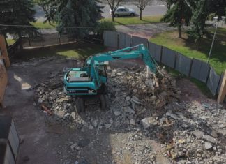 2020.09.30 – WYBURZAJĄ REMONTUJĄ DOCIEPLAJĄ