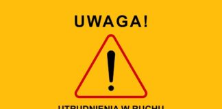 UTRUDNIENIA NA KRAJOWEJ 77 W GORZYCACH. ZDERZYŁY SIĘ DWA PEUGEOTY