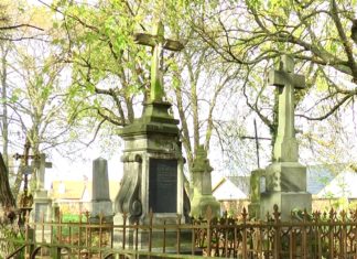 2020.10.30 – RZĄD ZAMYKA CMENTARZE!