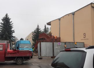 2020.11.04 – PRZY PAWILONACH PRACA WRE