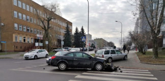 2020.12.22 – KOLIZJA POD POSTERUNKIEM POLICJI