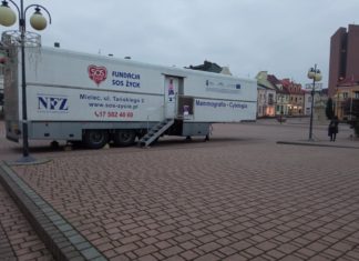 2020.12.21 – CYTOMAMMOBUS STANĄŁ NA PLACU BARTOSZA GŁOWACKIEGO