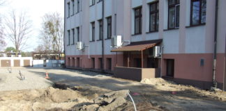 2020.12.07 – NOWY PARKING I DROGA WJAZDOWA DO SZPITALA W NOWEJ DĘBIE