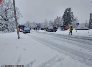 2021.01.25 – UWAGA! TRUDNE WARUNKI NA DROGACH