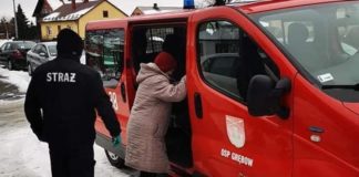 2021.02.04 – STRAŻACY WSPIERAJĄ NARODOWY PROGRAM SZCZEPIEŃ