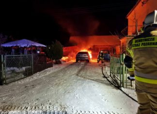 2021.02.03 – NOCNY POŻAR SAMOCHODU W TRZEŚNI