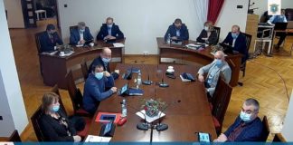 2021.02.02 – BUDŻET NA ROK 2021 W BARANOWIE SANDOMIERSKIM UCHWALONY