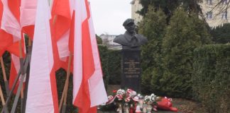 2021.03.01 – UTRWALILI PAMIĘĆ O NIEZŁOMNYCH