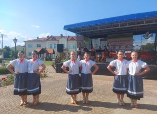 DZIECKO W FOLKLORZE. WERDYKT I KONCERT ONLINE