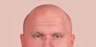 POLICJA PUBLIKUJE PORTRET PAMIĘCIOWY MĘŻCZYZNY, KTÓRY SKŁADAŁ DZIECKU NIEMORALNE PROPOZYCJE