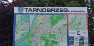 PLAN MIASTA TARNOBRZEGA. NOWE TABLICE JUŻ ZAMONTOWANE