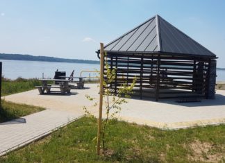 NOWE OBIEKTY NAD JEZIOREM JUŻ PO ODBIORZE