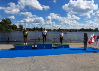 KAJAKARZE Z MEDALAMI