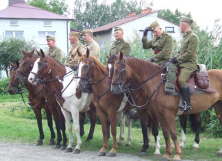 UŁANI ZAWITALI DO BARANOWA SANDOMIERSKIEGO