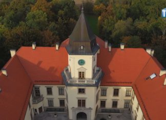 2021.09.23 – MUZEUM Z 30-STKĄ NA KARKU