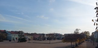 NA 430. URODZINY MIASTA plac