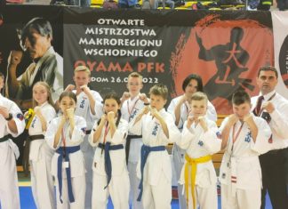 WALCZYLI NA DWÓCH FRONTACH