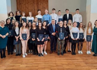 STYPENDIA DLA UCZNIÓW Z GRĘBOWA