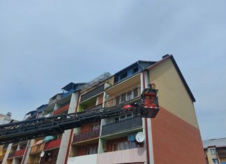 POŻAR W BLOKU NA DZIKOWIE W TARNOBRZEGU. ZOBACZ ZDJĘCIA