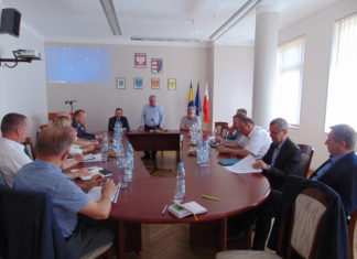 “CZYSTE POWIETRZE” OFERUJE POMOC WŁAŚCICIELOM DOMÓW