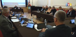 2022.05.25 – O ŚMIECIACH NA SESJI