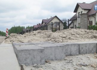 2022.05.25 – REMONTUJĄ AŻ SIĘ KURZY