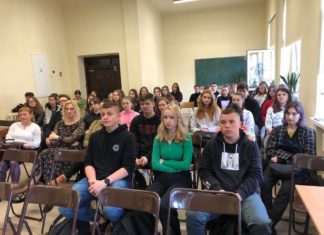 PROFESOR SGH Z WARSZAWY WYGŁOSIŁ W “ROLNIKU” WYKŁAD