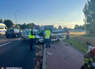 KOLIZJA Z UDZIAŁEM SAMOCHODU SŁUŻB MIEJSKICH