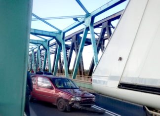 WYPADEK NA MOŚCIE W NAGNAJOWIE