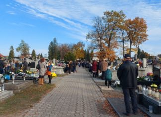 1 LISTOPADA. DZIEŃ WSZYSTKICH ŚWIĘTYCH W TARNOBRZEGU
