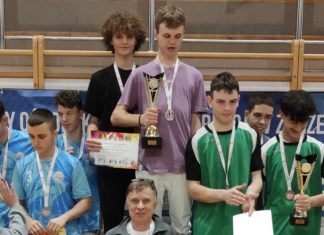 NOWA DĘBA: JEDYNKA MISTRZEM PODKARPACIA