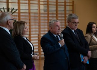 ŚWIĘTO ZESPOŁU SZKÓŁ NR 2 W NOWEJ DĘBIE