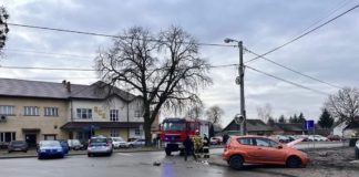 ZDERZENIE DWÓCH POJAZDÓW W GRĘBOWIE