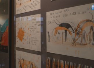 2023.03.30 – “MIĘDZY OKŁADKAMI”