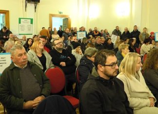 MIESZKAŃCY TARNOBRZESKIEGO TBS-U CHCĄ ZMIAN W USTAWIE. ZBIERAJĄ PODPISY.