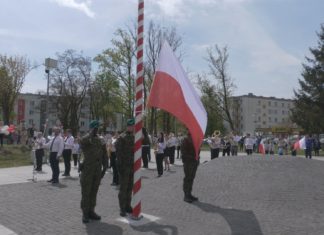 2023.05.02 – BIAŁO-CZERWONA NOWA DĘBA