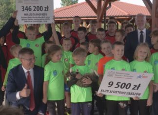 2023.10.06 – KONFERENCJA PRASOWA – “BUDOWA BOISK PIŁKARSKICH NA OSIEDLU ZAKRZÓW W TARNOBRZEGU”